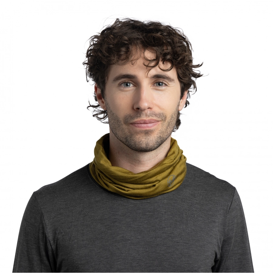 Chusta wielofunkcyjna Buff Lightweight Merino Wool - solid olive green 3/4